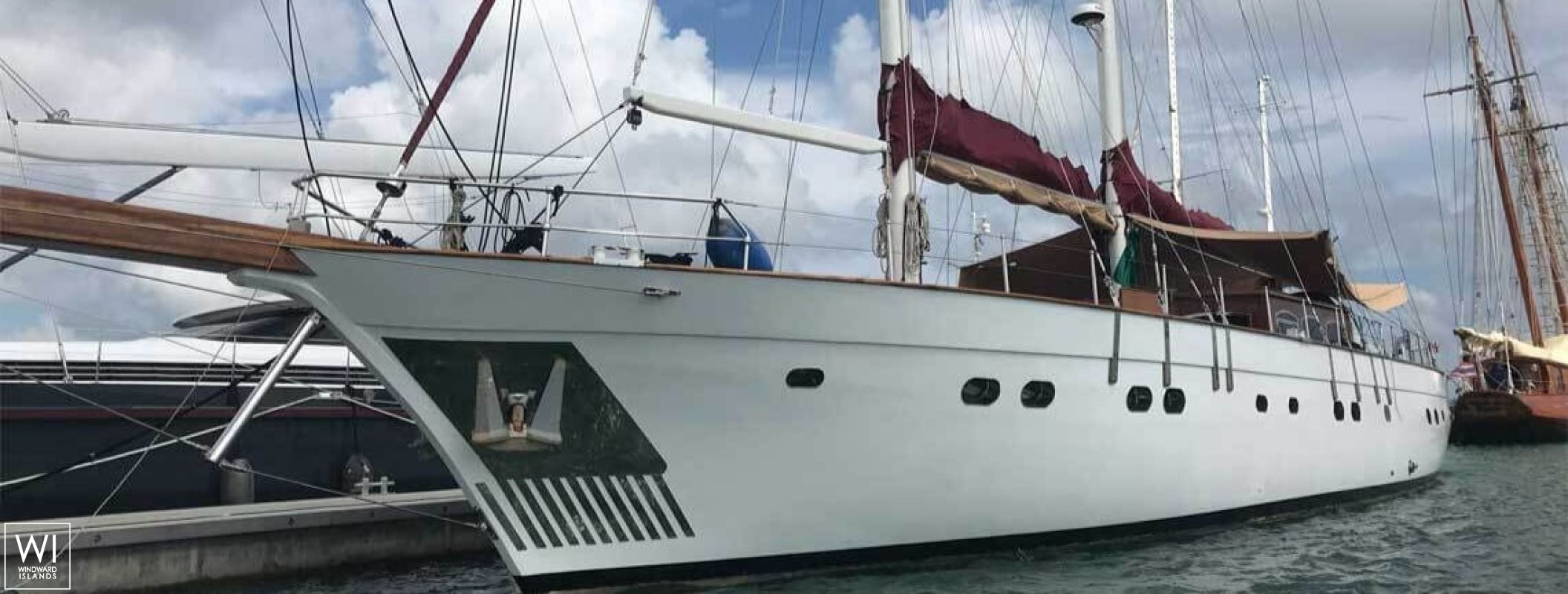 THE BLUE   Schooner 28M Exterior 4