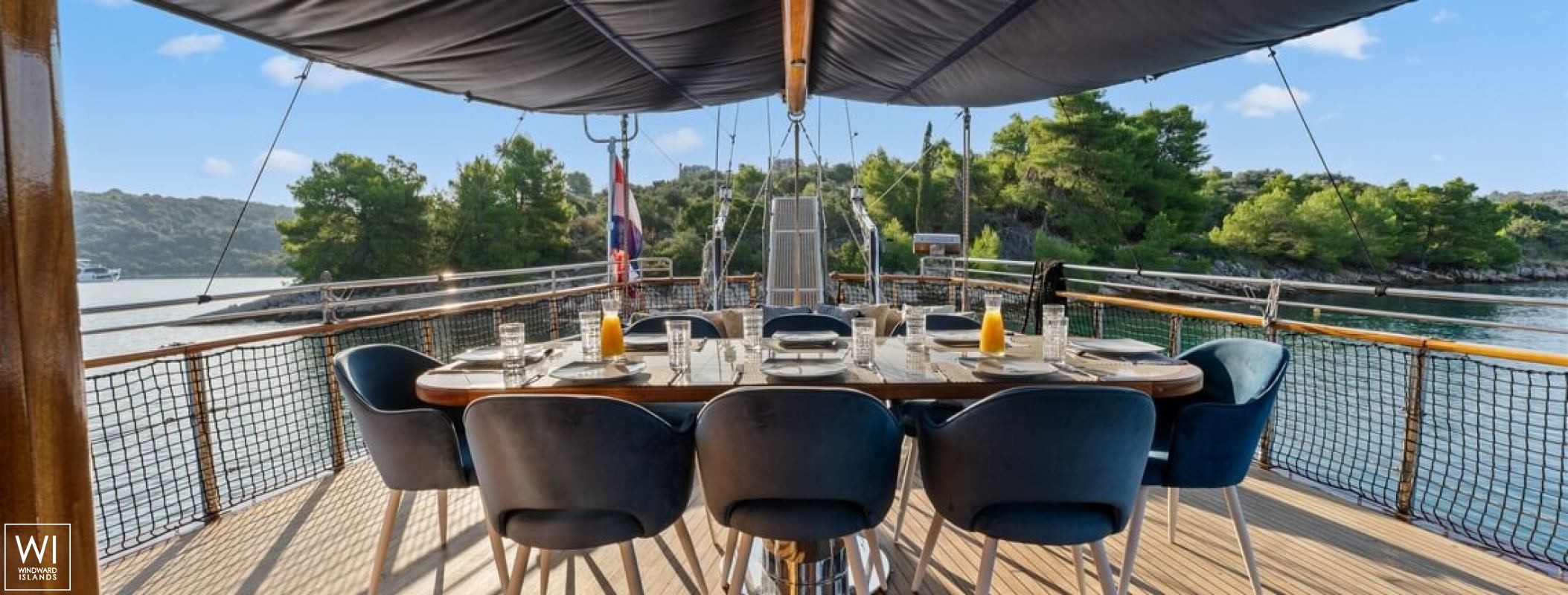 Smart Spirit I   Schooner 28M Exterior 16