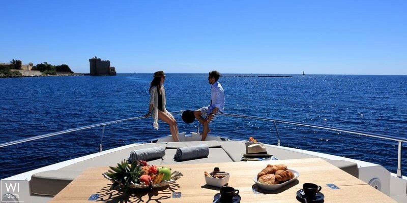 Summer Breeze  Pearl yacht Pearl 75 Interior 5