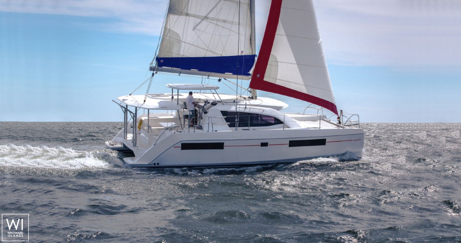 Leopard  404 Robertson & Caines Exterior 2