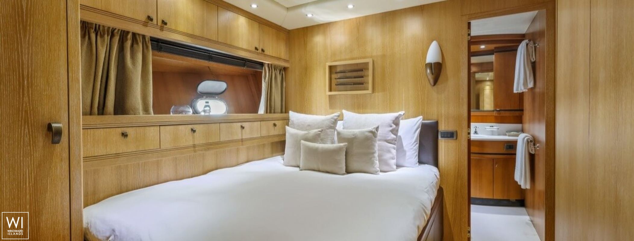 JFF (ex Ohana) Overmarine Mangusta 108 Interior 1