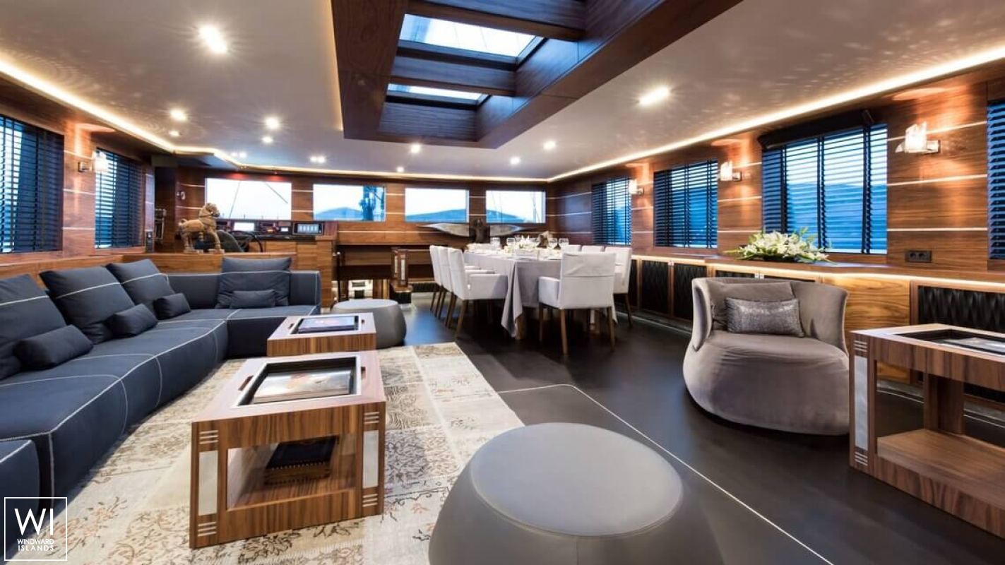 Rox Star   Ketch  40M Interior 12