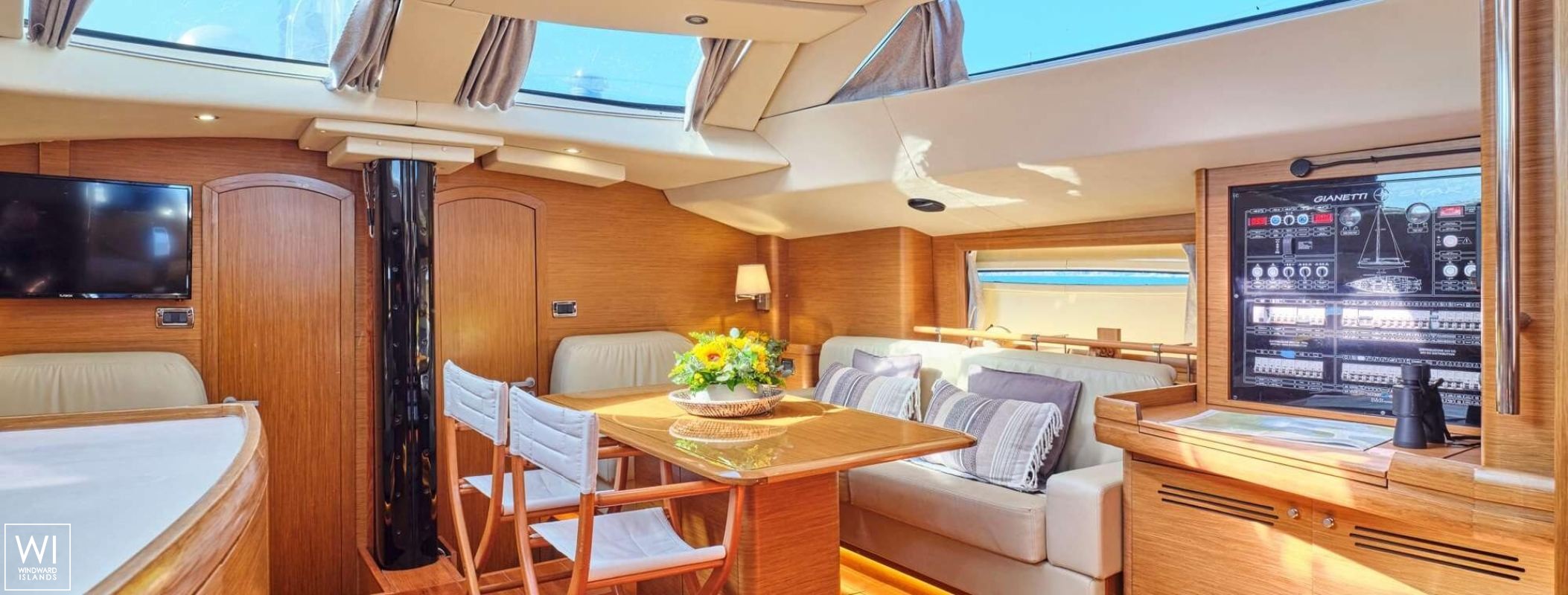 Shooting Star  Gianetti Star 64 Interior 1