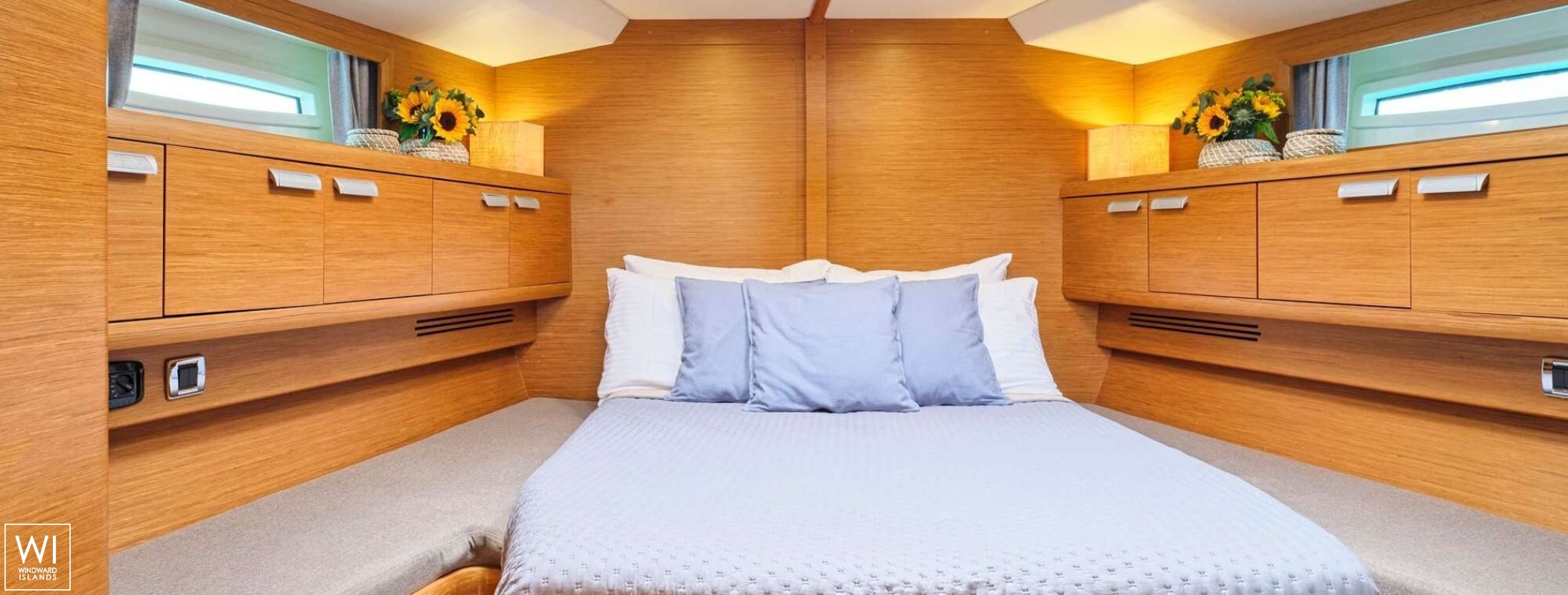 Shooting Star  Gianetti Star 64 Interior 1