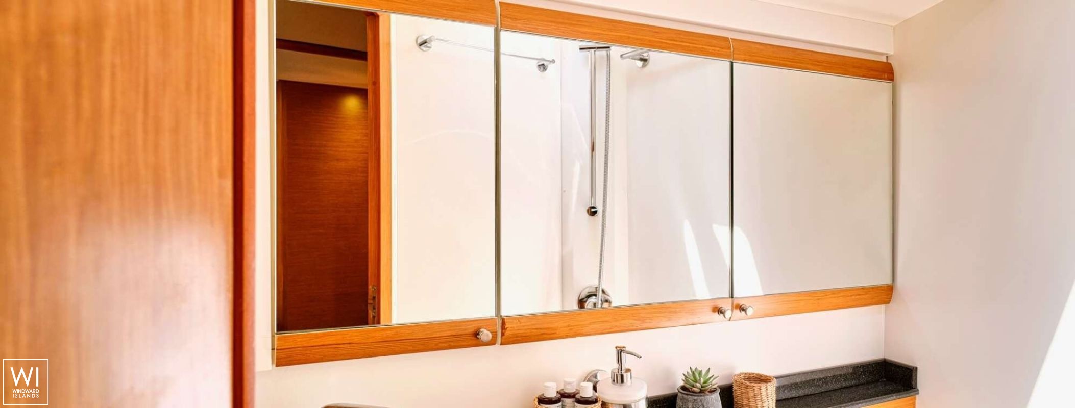 Shooting Star  Gianetti Star 64 Interior 1