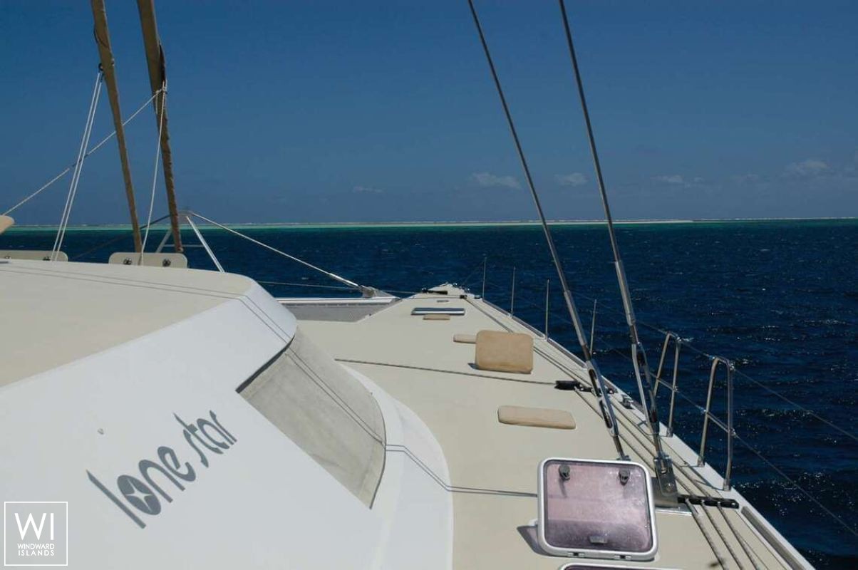 LONESTAR    Catamaran 85 Exterior 4