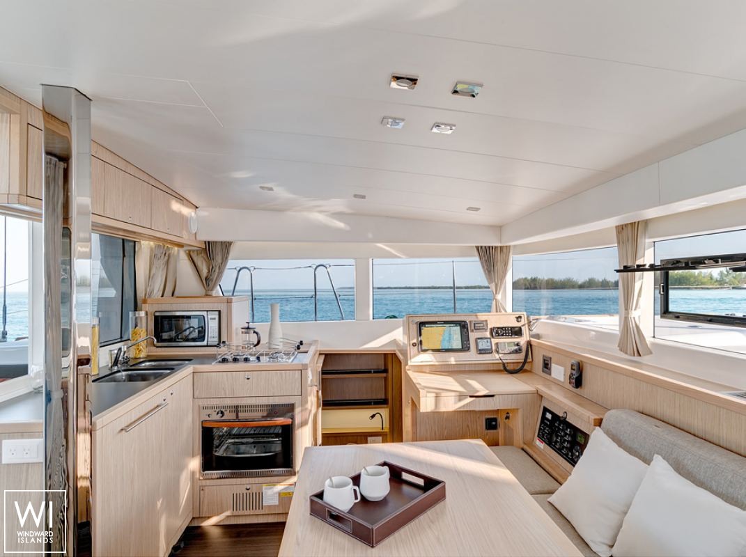 Lagoon 39 catamaran saloon