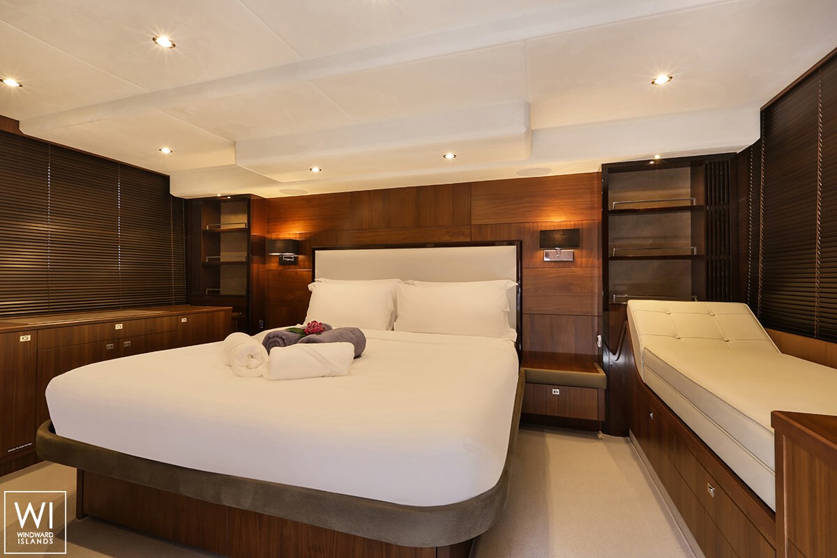 DESTINY   Princess Yachts Princess P 64 Interior 8