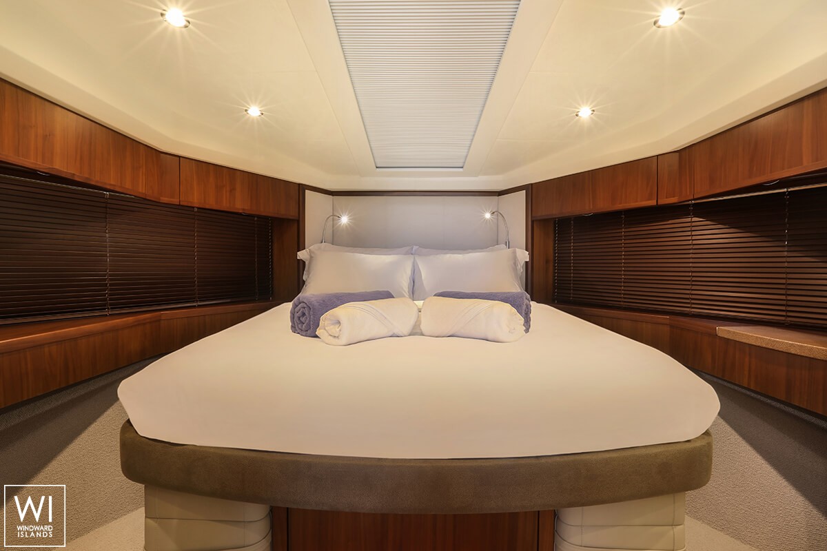 DESTINY   Princess Yachts Princess P 64 Interior 4
