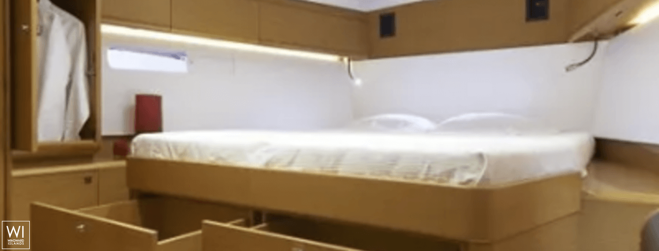 Sun Odyssey 479 Jeanneau Interior 9