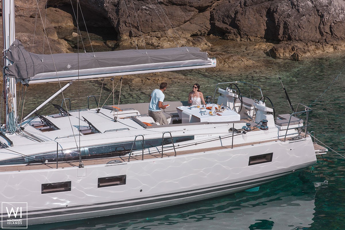 Jeanneau 54 Jeanneau Exterior 5