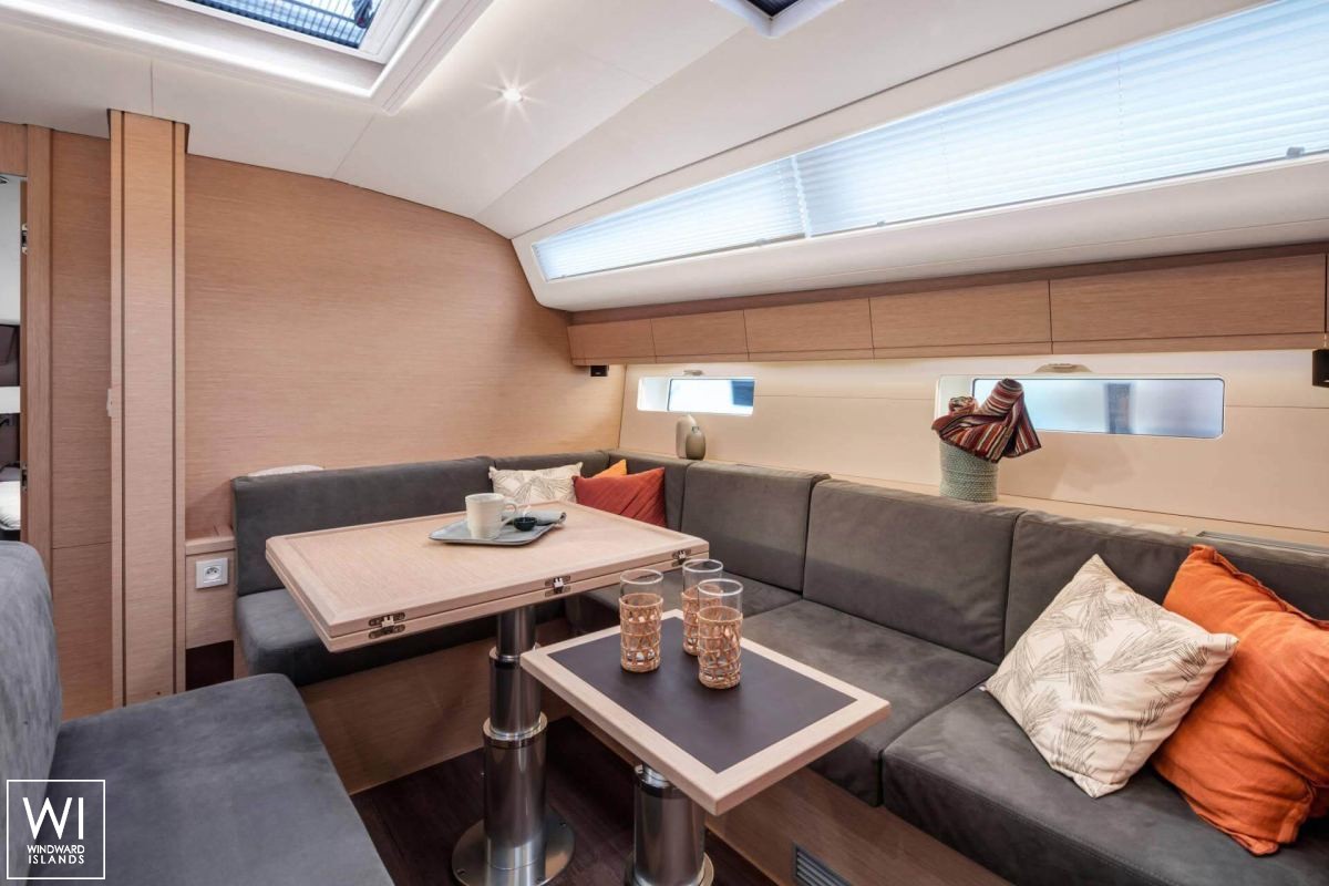 Jeanneau 54 Jeanneau Interior 5