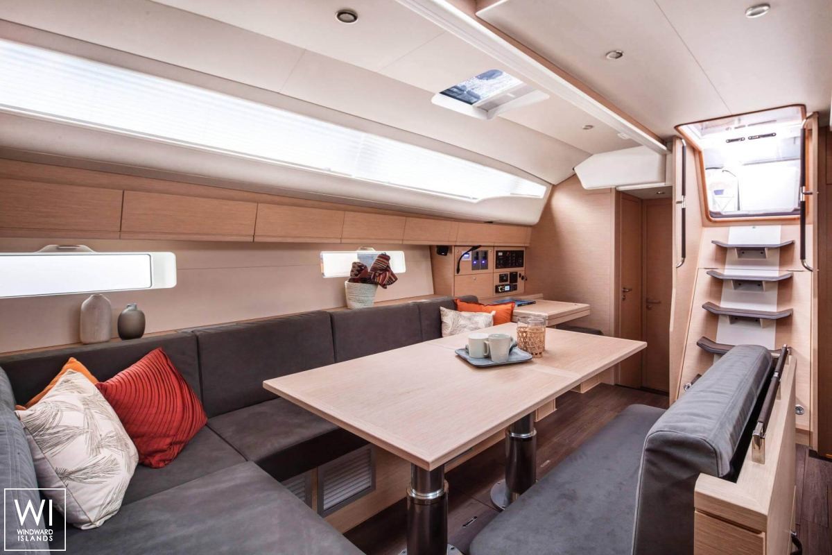 Jeanneau 54 Jeanneau Interior 9