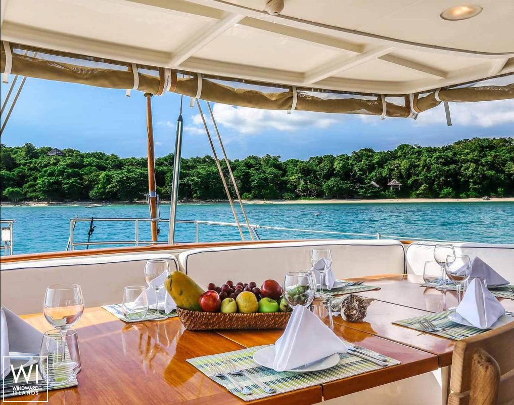 La Numero Uno (ex Clan VI) Perini Navi Ketch 40M Interior 18