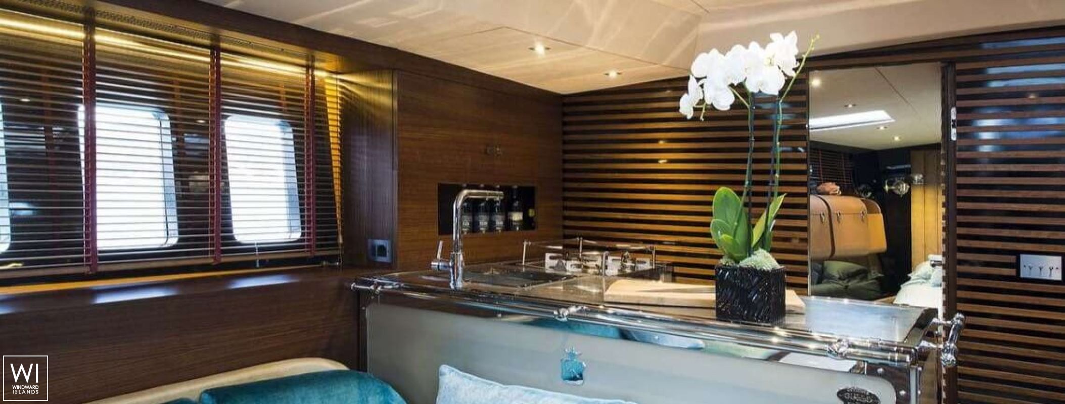 Tuscan Spirit  Hanse Yachts Hanse 630 Interior 12