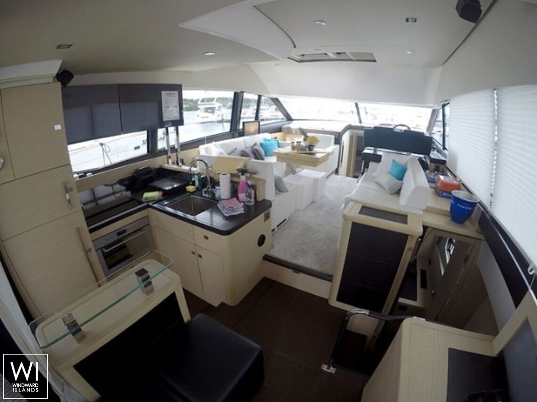 Serendipity I   Jeanneau Prestige 500 Fly Interior 8