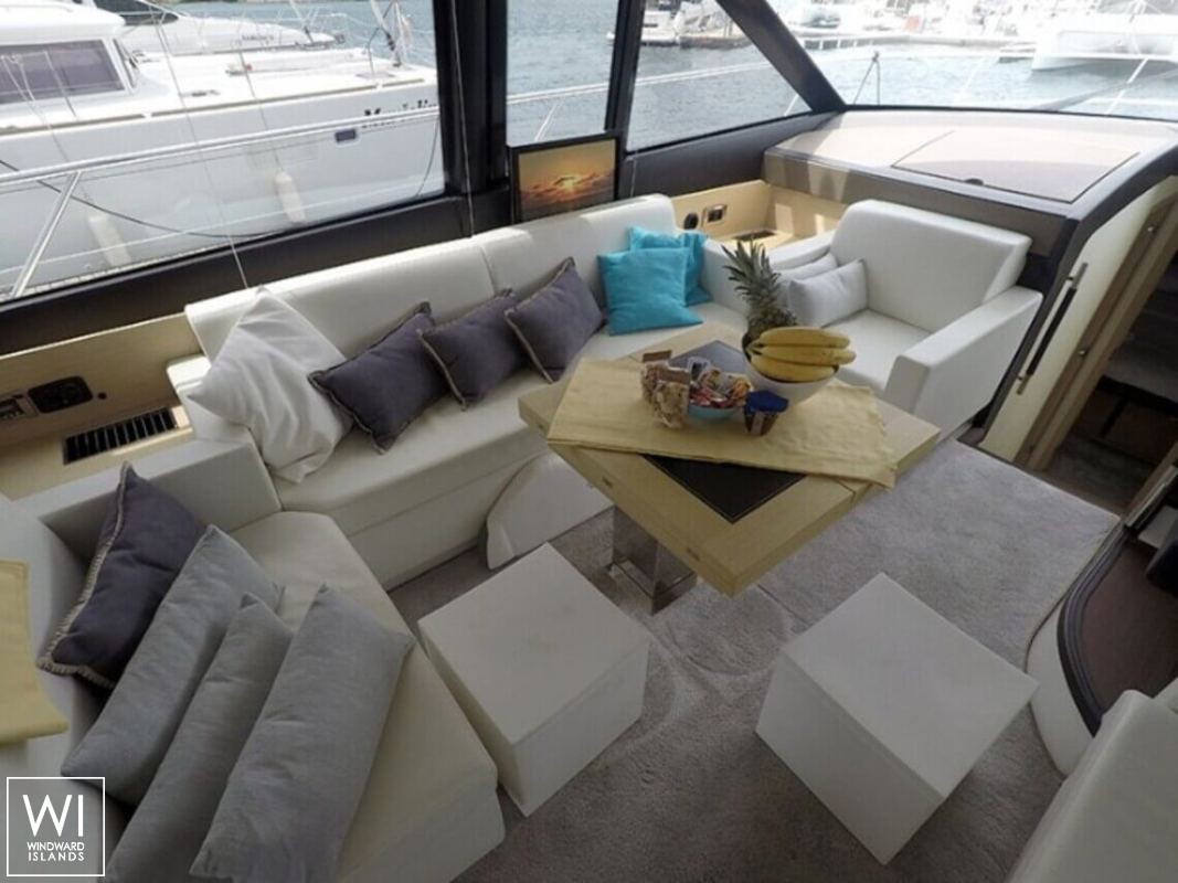 Serendipity I   Jeanneau Prestige 500 Fly Interior 14