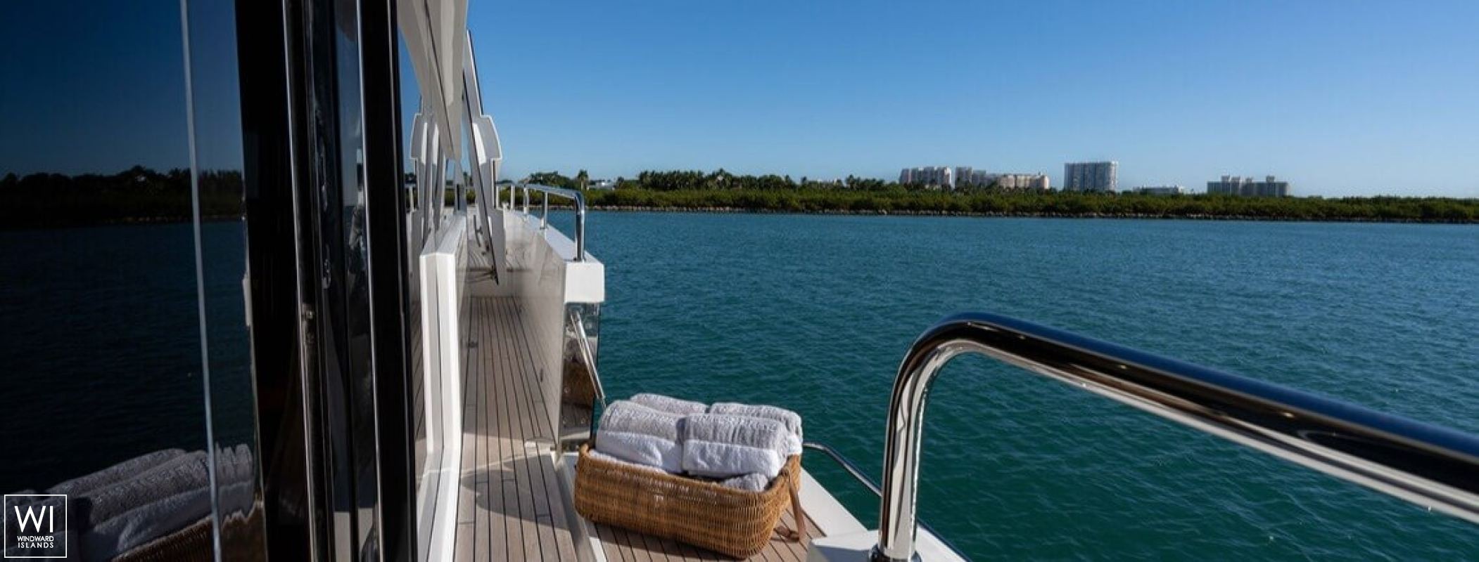 SYNERGY  Sunseeker Yacht 86' Exterior 15