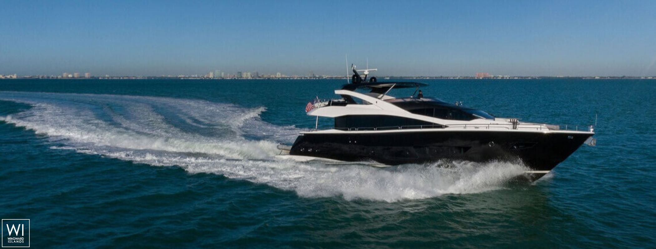 SYNERGY  Sunseeker Yacht 86' Exterior 3