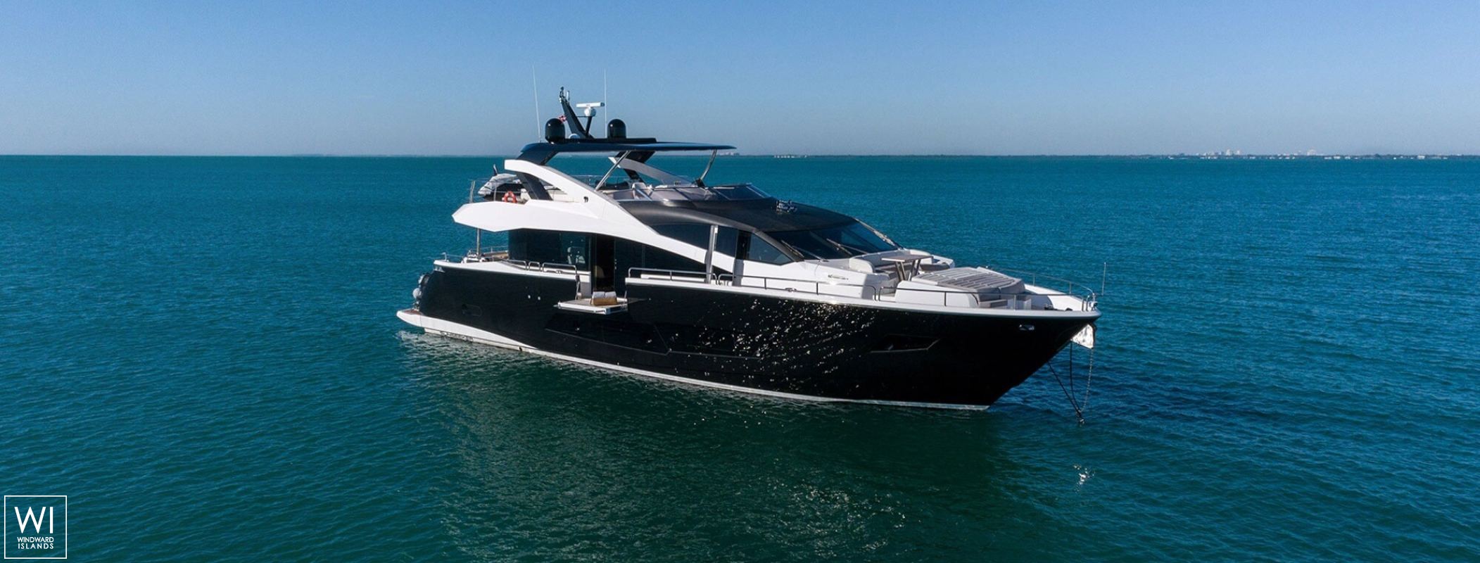 SYNERGY  Sunseeker Yacht 86' Exterior 2