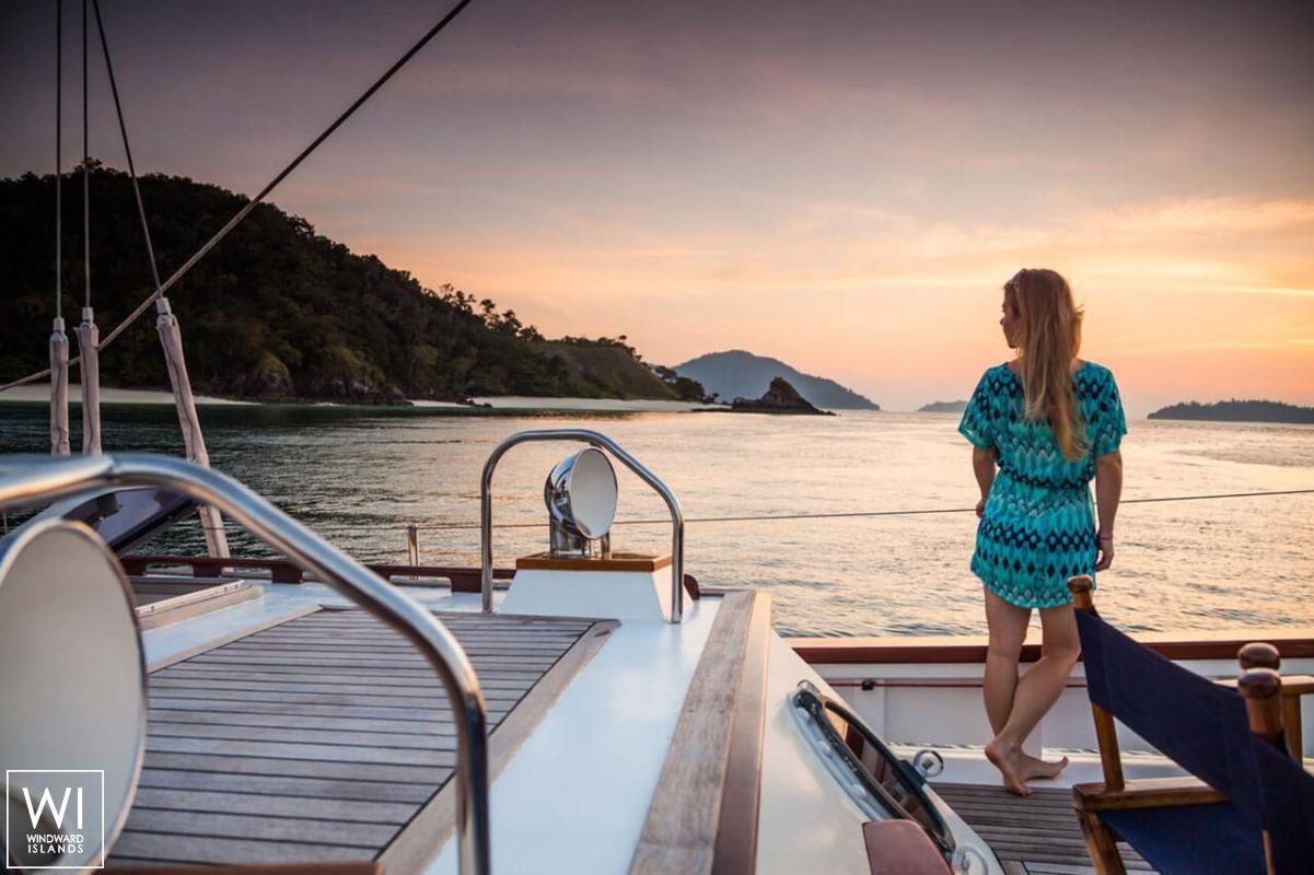 Meta IV   Ketch  26M Exterior 7