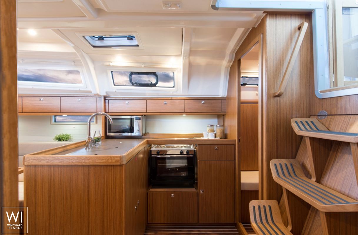 Bavaria 37 Bavaria Yachts Interior 1