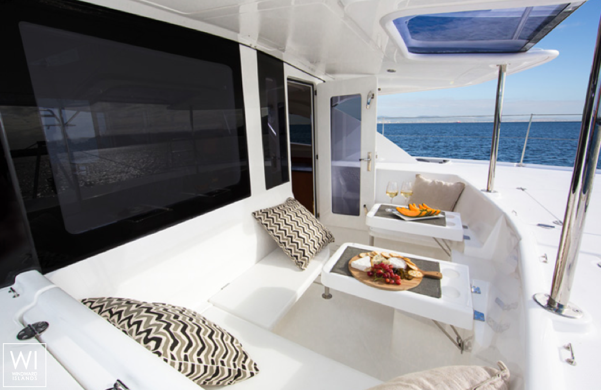 Leopard  4400 Robertson & Caines Exterior 2