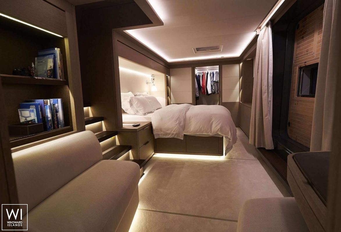 Babac  Lagoon Catamaran Lagoon 77 Interior 10