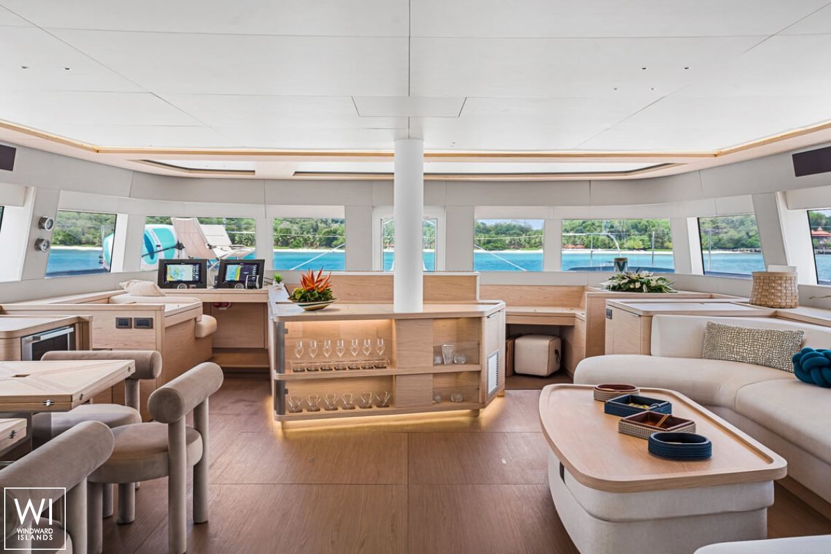 MANE ET NOCTE  Lagoon Catamaran Lagoon 77 Interior 19