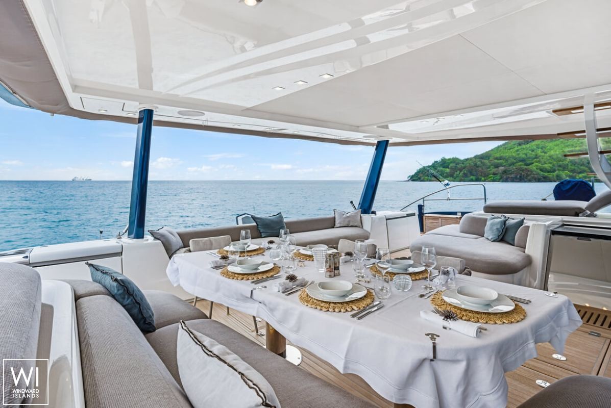 MANE ET NOCTE  Lagoon Catamaran Lagoon 77 Exterior 12