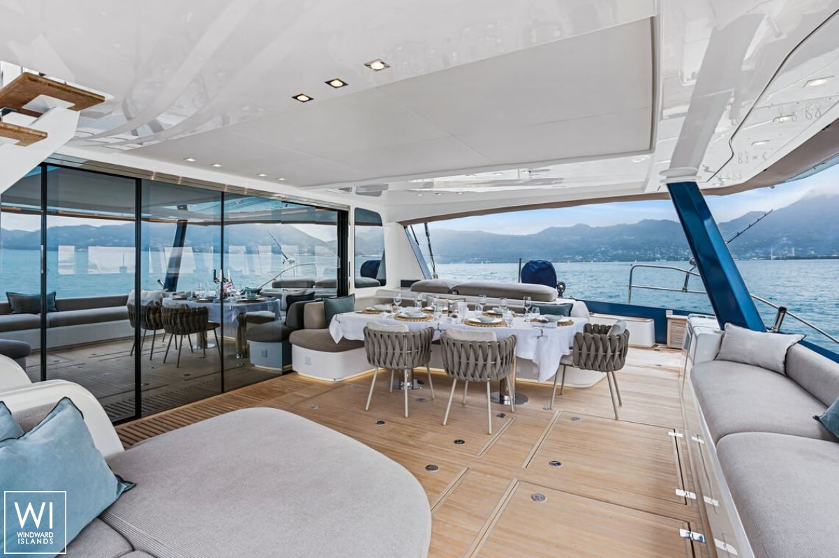 MANE ET NOCTE  Lagoon Catamaran Lagoon 77 Exterior 13