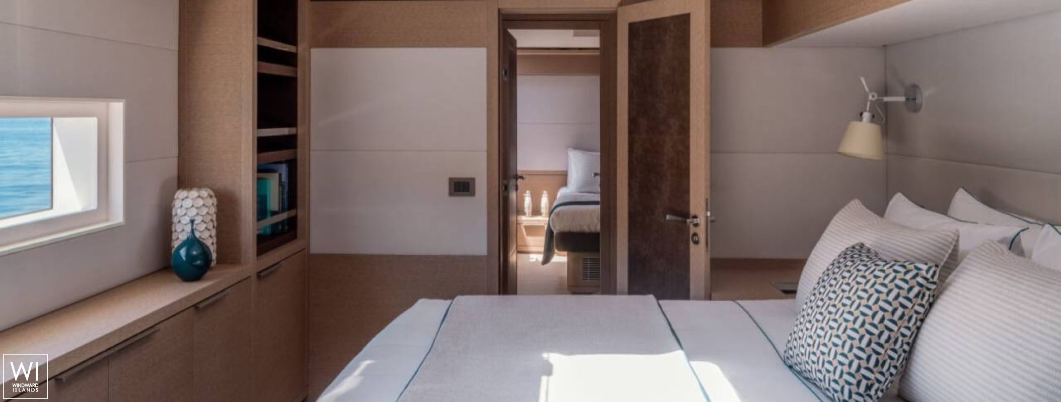 Spirit of Ponant  Lagoon Catamaran Lagoon 77 Interior 23