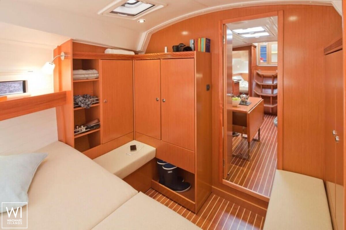Bavaria 36  Bavaria Yachts Interior 3