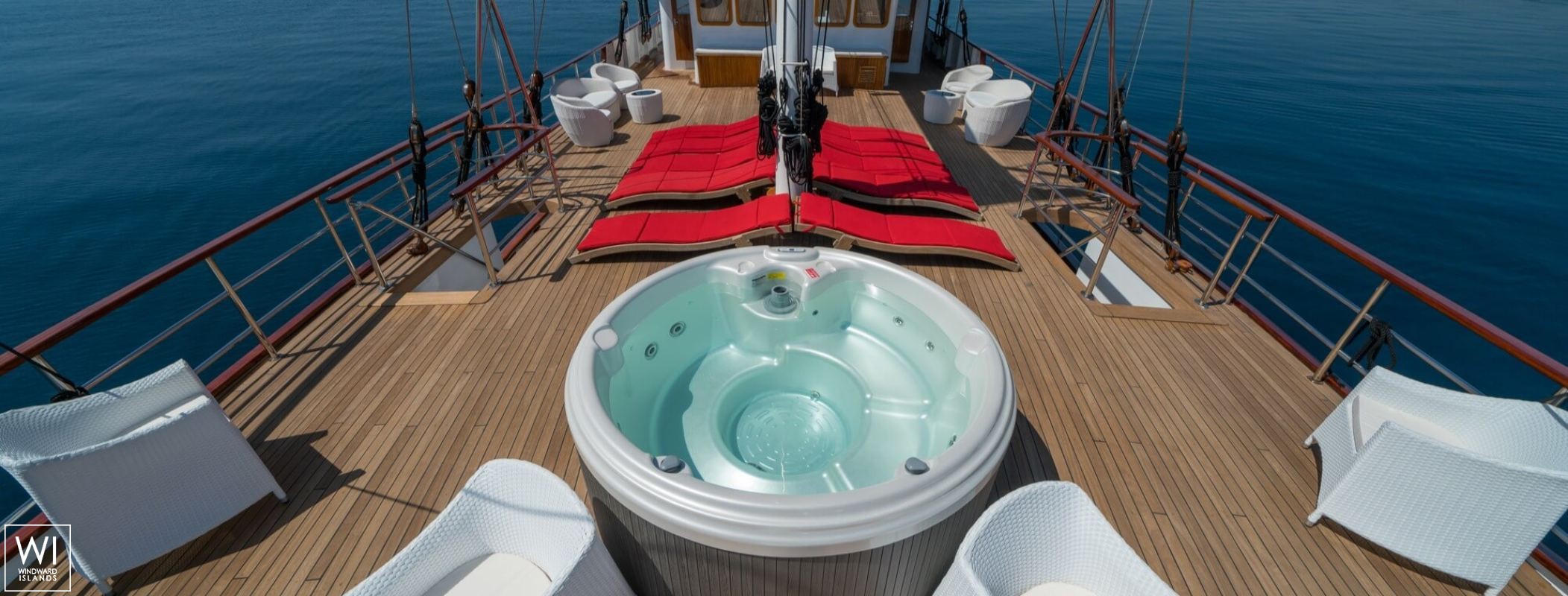 Barbara   Motorsailer 41m Exterior 11