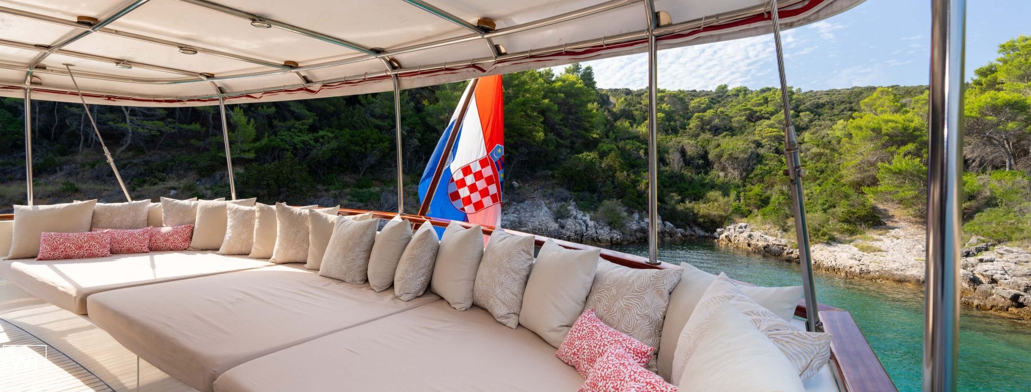 Barbara   Motorsailer 41m Exterior 17