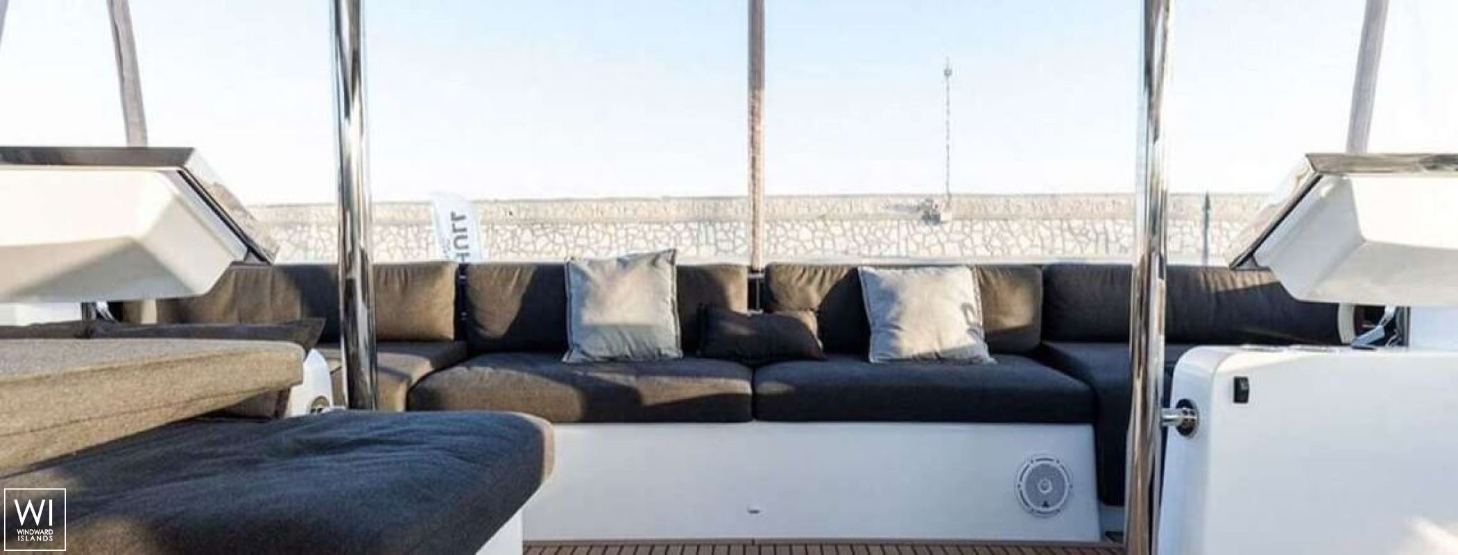 Cute Little Cat  Lagoon Catamaran Power 630 Exterior 8