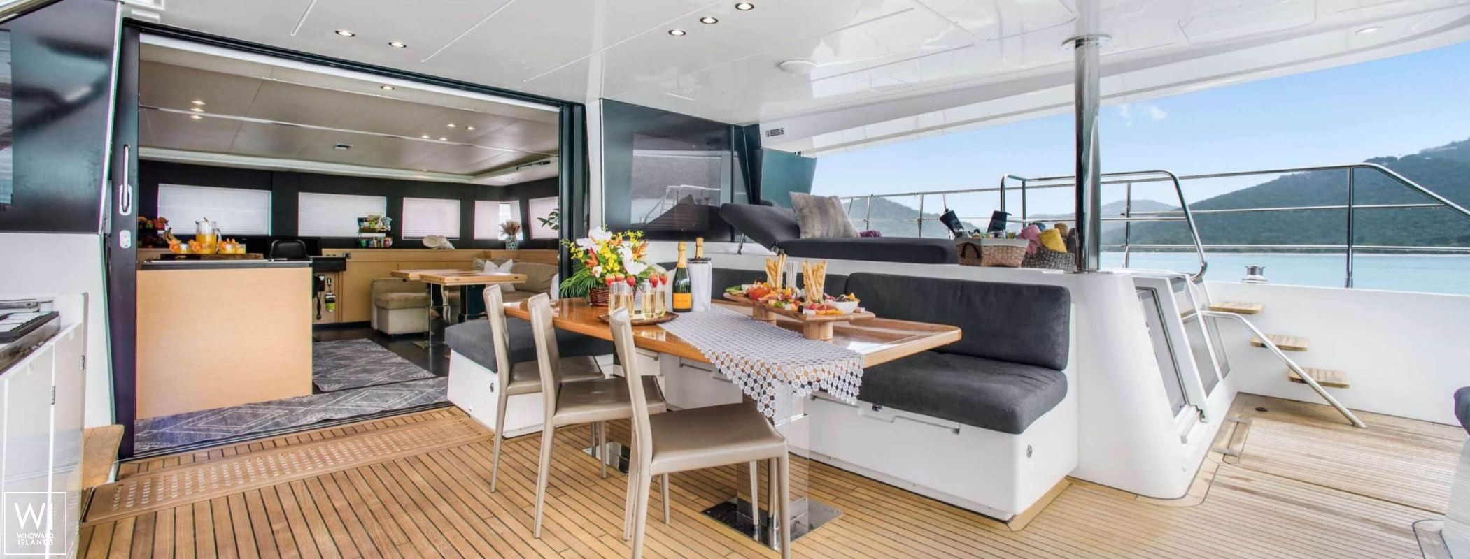 ULTRA  Lagoon Catamaran Power 630 Exterior 1