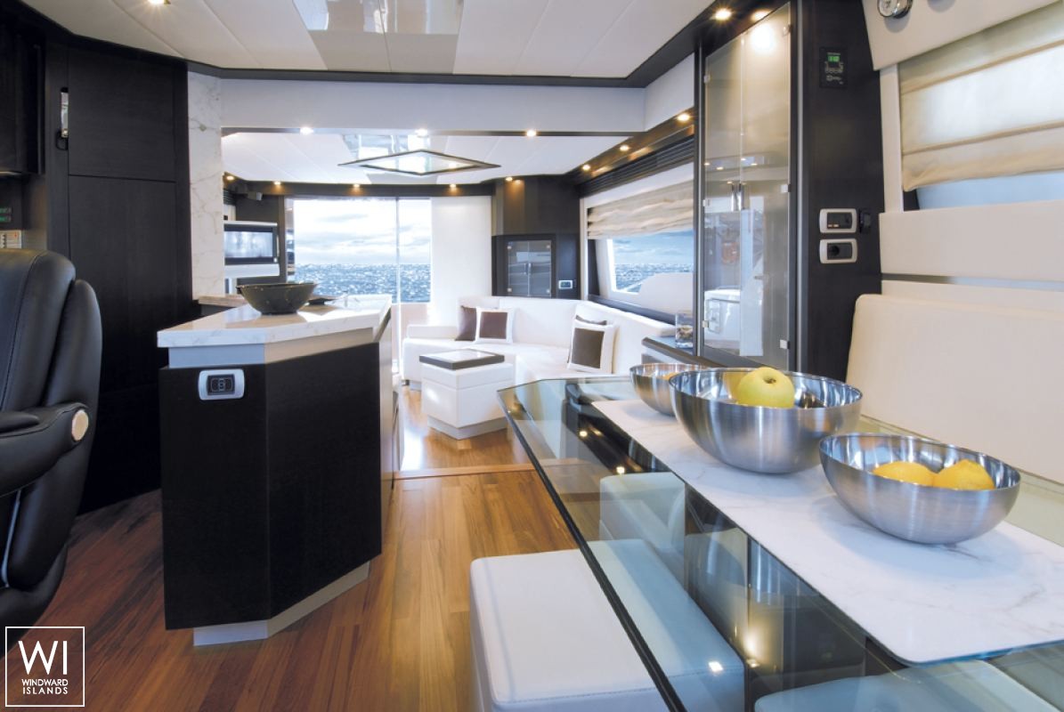 jaco  Dominator Dominator 62 Interior 6