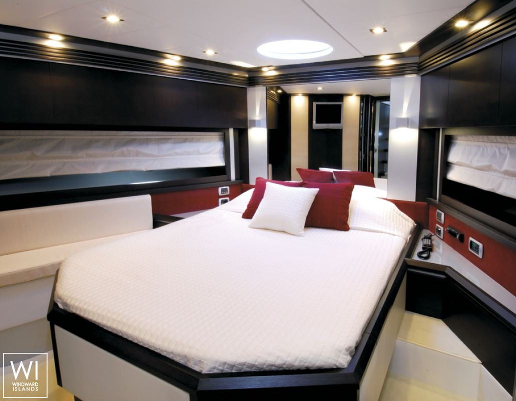 jaco  Dominator Dominator 62 Interior 8