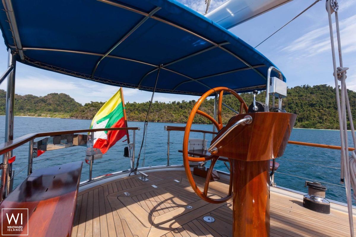 Jubilaeum   Ketch  23M Exterior 6