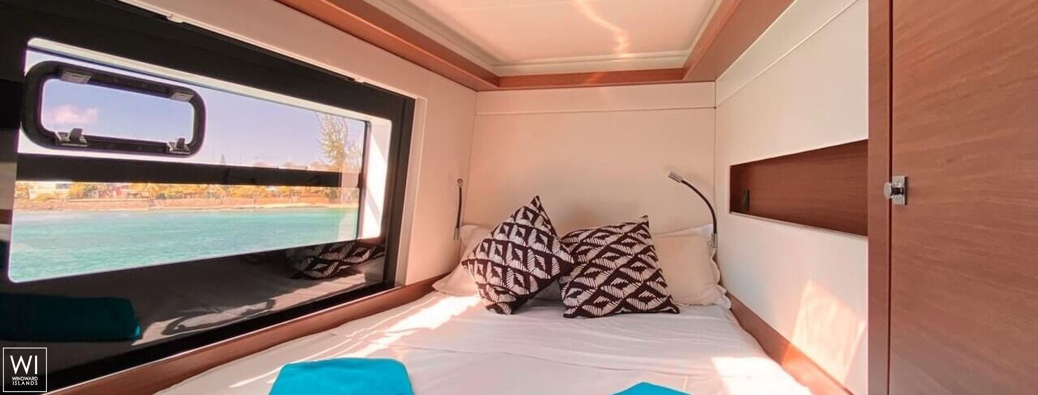 Sea Spirit II  Nautitech Catamaran Nautitech 46 Fly Interior 10
