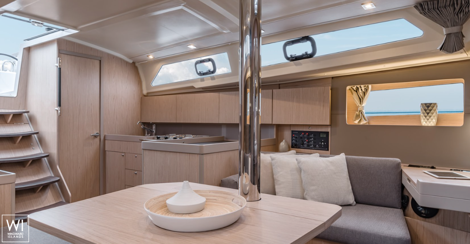 Oceanis  41.1 Beneteau Interior 3
