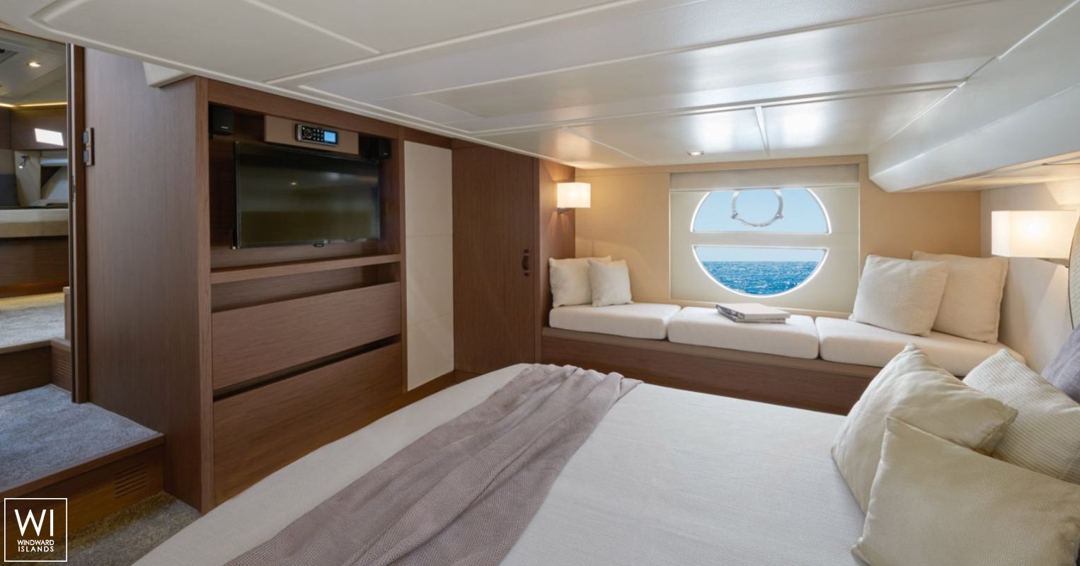 Monte Carlo 5 Beneteau Interior 6