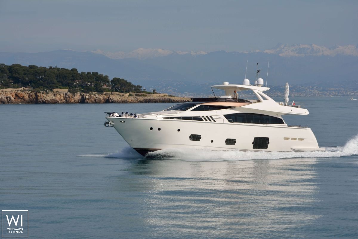 JPS  Ferretti Yacht 800 Exterior 3