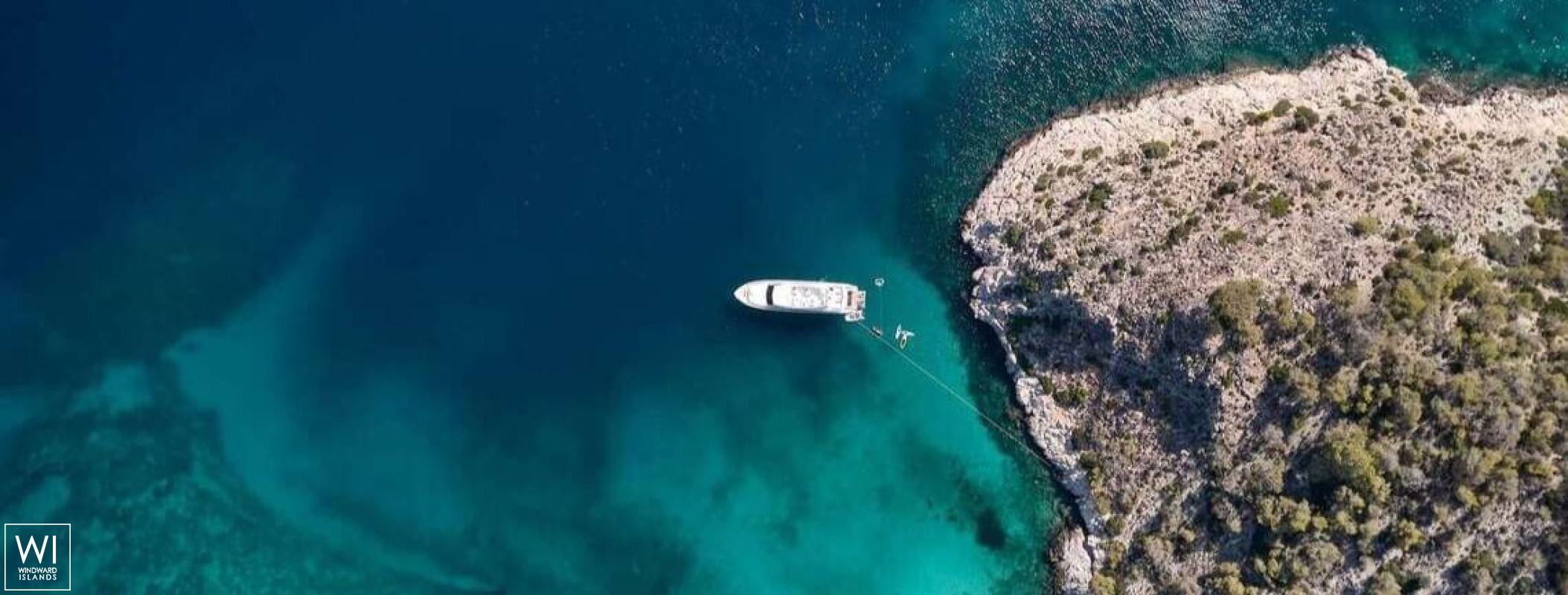 ESTIA YI  Ferretti Yacht 880 Exterior 5