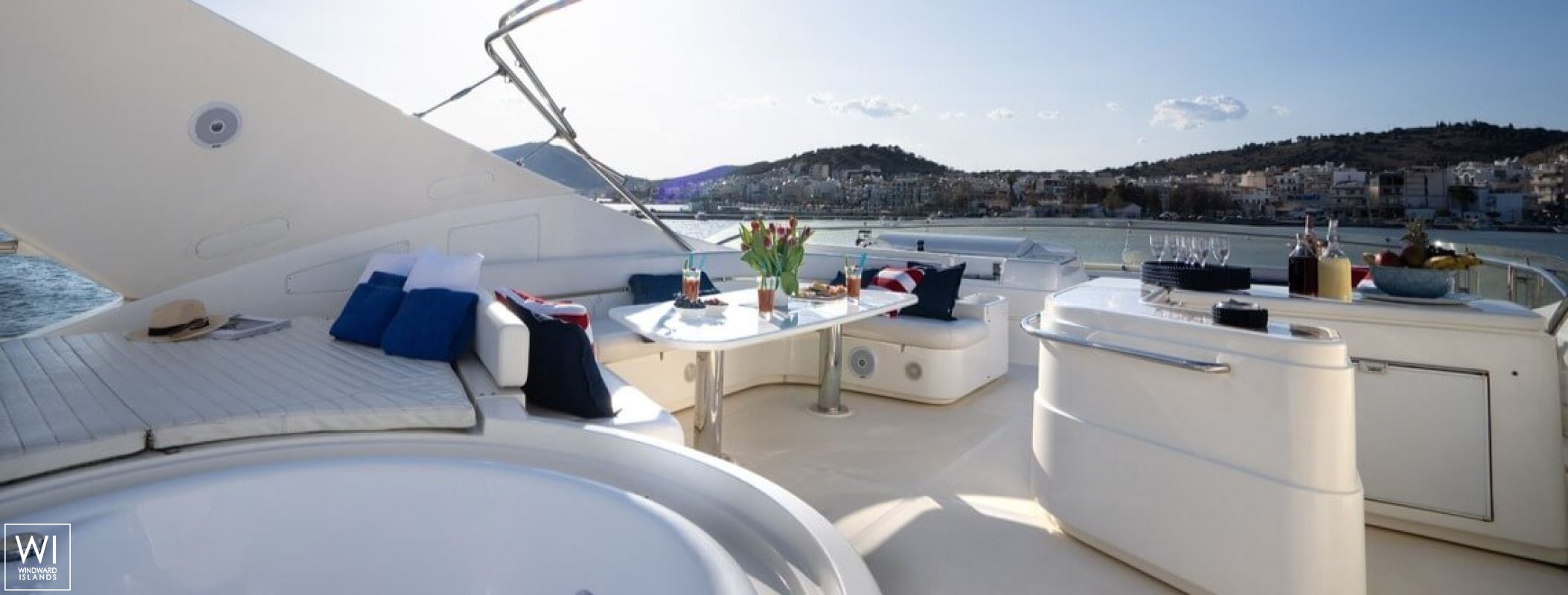 ESTIA YI  Ferretti Yacht 880 Exterior 15