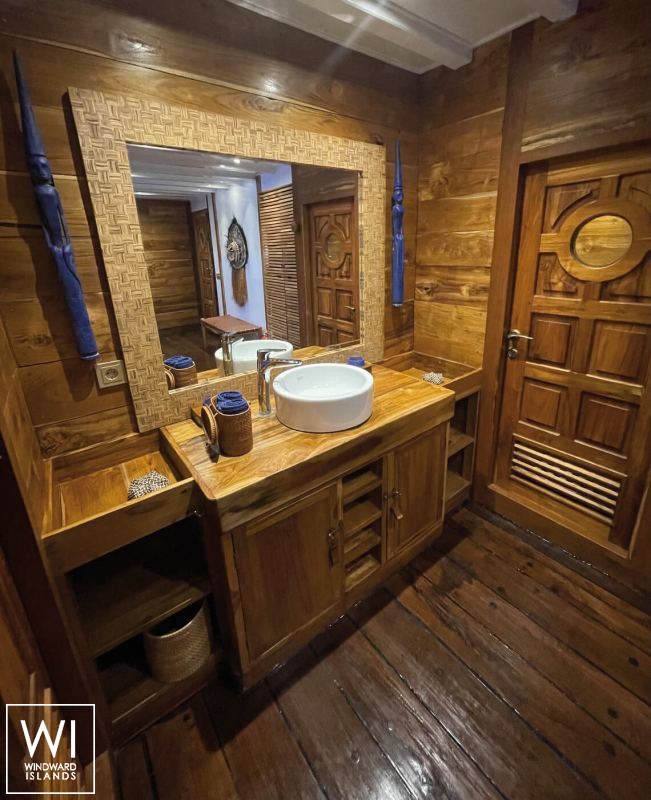 Ocean Pure 1   Ketch  46M Interior 27