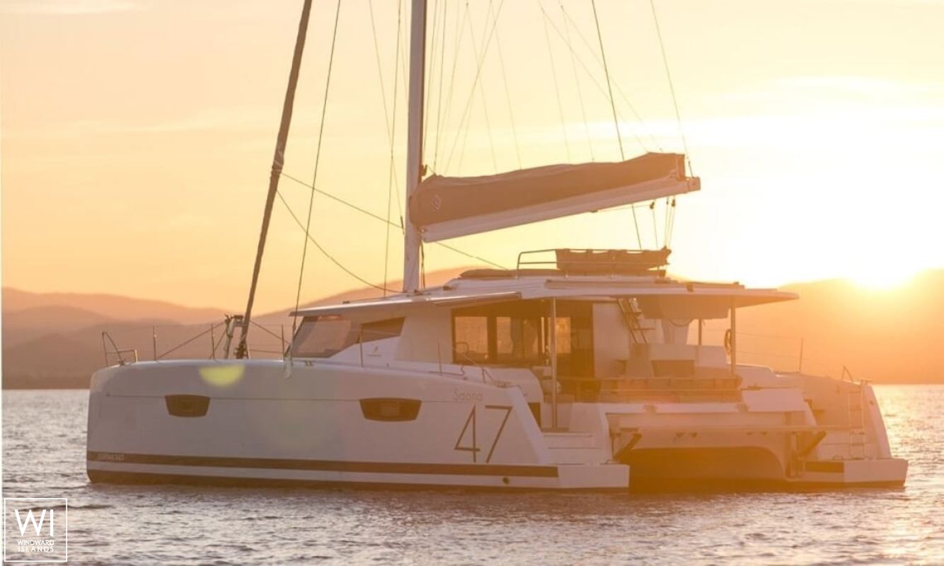 Saona 47 Fountaine Pajot Exterior 2