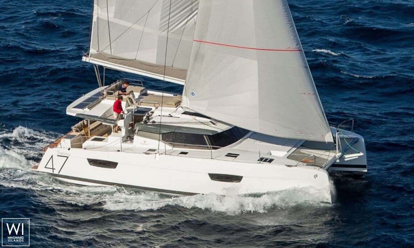 Saona 47 Fountaine Pajot Exterior 4