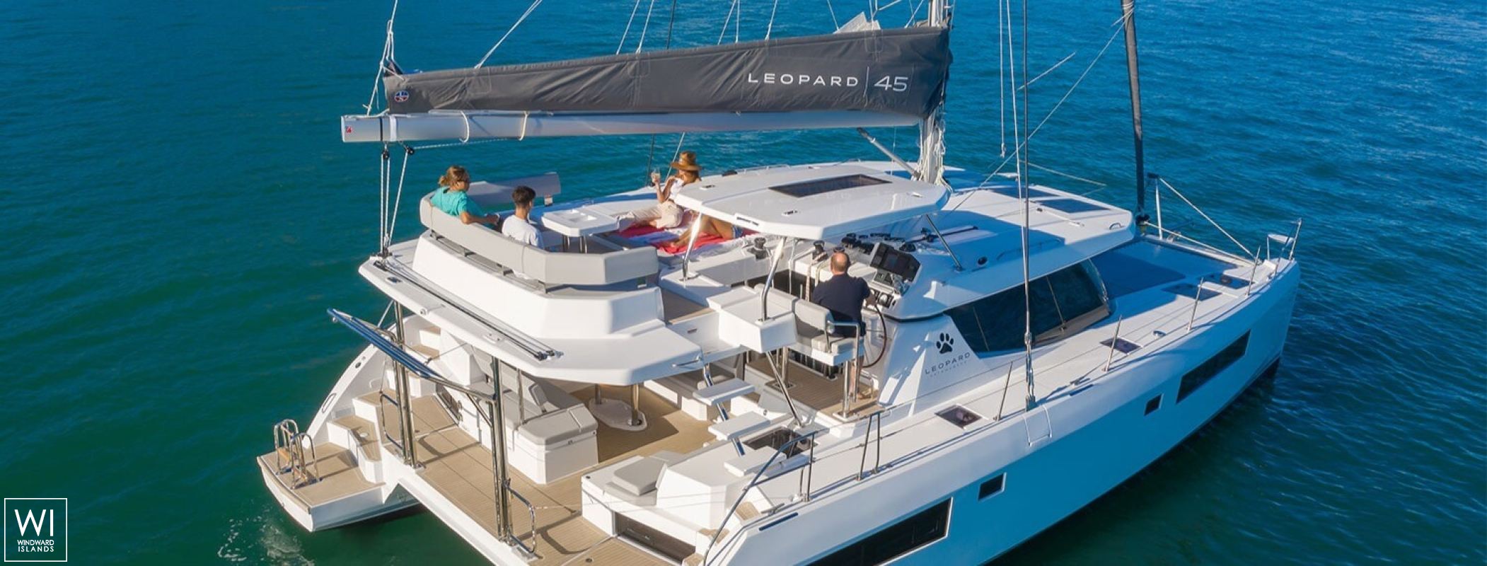 Leopard  45L Robertson & Caines Exterior 6